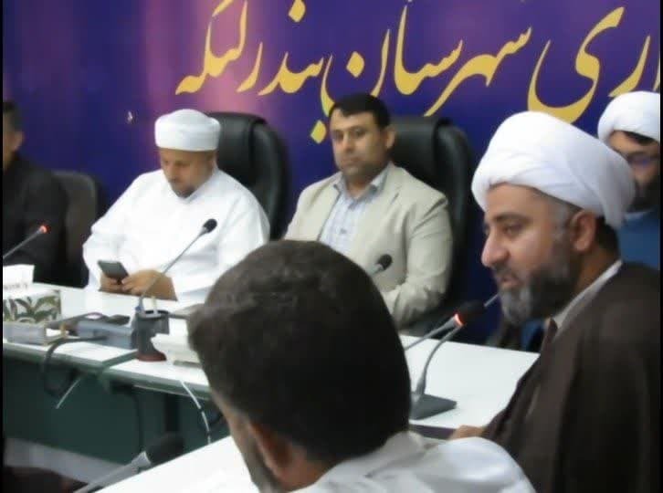 عشق به امام حسین (ع) شیعه و سنی نمیشناسد