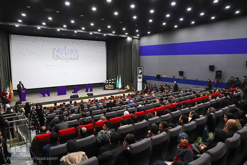 امروز حوزه هنری، صاحب یک تیم کاربلد و سینماساز است / حمایت مجلس شورای اسلامی از برنامههای حوزه هنری و سازمان سینمایی امروز حوزه هنری، صاحب یک تیم کاربلد و سینماساز است / حمایت مجلس شورای اسلامی از برنامههای حوزه هنری و سازمان سینمایی