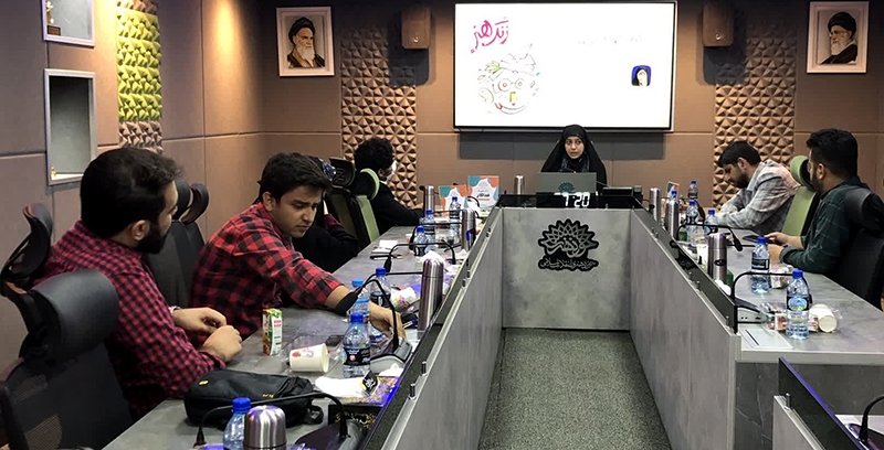 گزارش خبری سومین روز از سلسه نشستهای علمی تخصصی هفته ملی کودک حوزه هنری گزارش خبری سومین روز از سلسه نشستهای علمی تخصصی هفته ملی کودک حوزه هنری