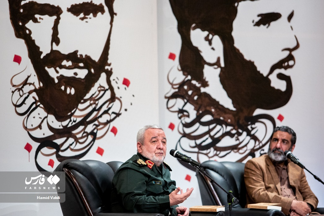 رونمایی از کتاب خاطرات مهدی سلحشور در دفاع مقدس/ از ۸۰ شهید در «باغ حاج علی» یاد کردم رونمایی از کتاب خاطرات مهدی سلحشور در دفاع مقدس/ از ۸۰ شهید در «باغ حاج علی» یاد کردم