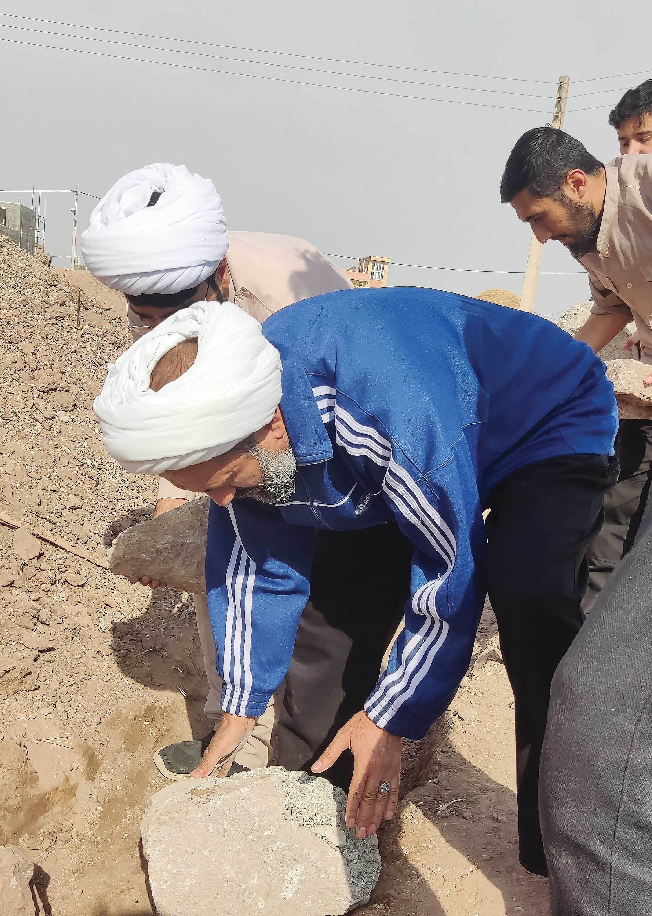 ایجاد شبکه ارتباطی با دوستداران اسلام در ترکیه و عراق/ وقف زمین ۳۰۰ متری برای زوجهای جوان ایجاد شبکه ارتباطی با دوستداران اسلام در ترکیه و عراق/ وقف زمین ۳۰۰ متری برای زوجهای جوان