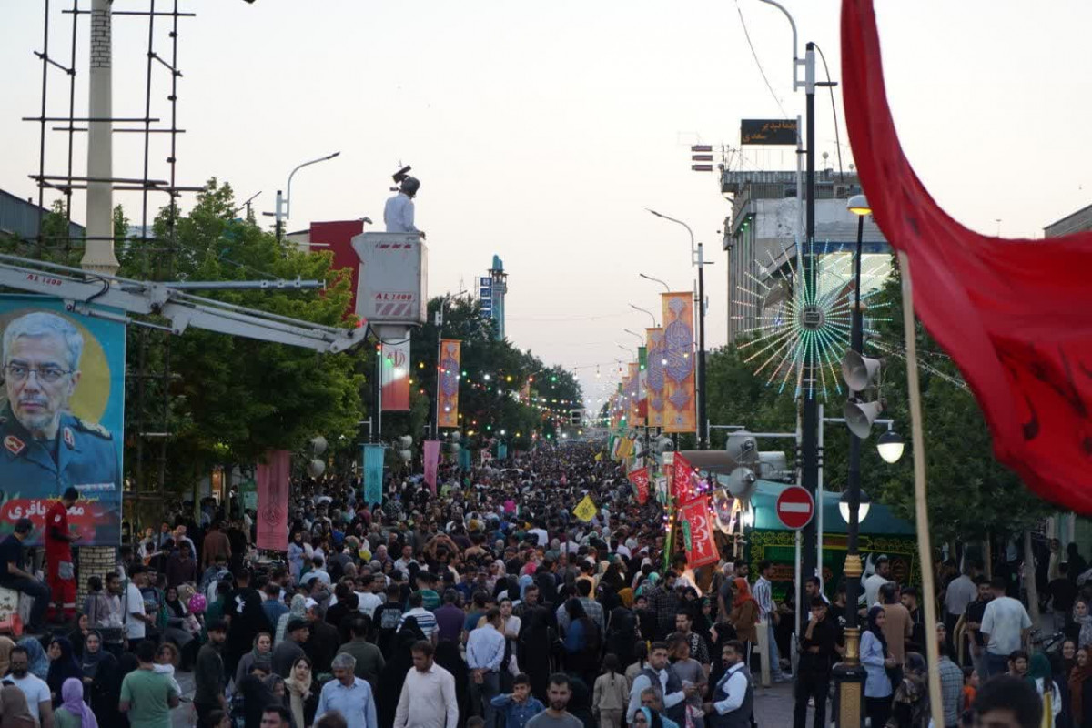 راهپیمایی کیلومتری غدیر با شعار «ایران؛ ذوالفقار علی» برگزار شد