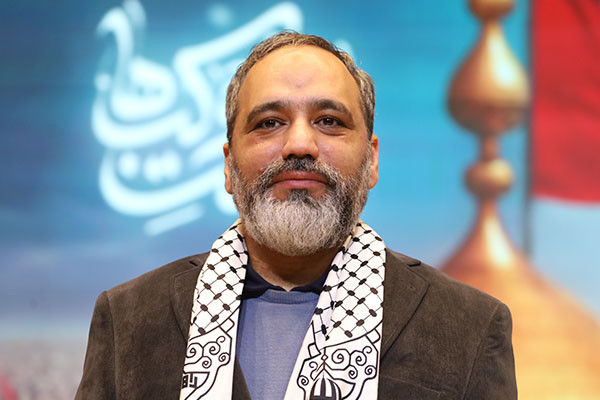 رسانههای دشمن قصد دارند حماسه اربعین را دولتی نشان دهند