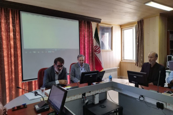 نشست آموزشی تبیینی مجمع رهروان امر به معرف و نهی از منکر استان زنجان برگزار شد
