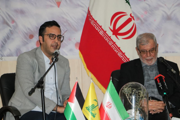 محفل ادبی شب شعر مقاومت با محوریت بانوان مقاومت در زنجان (ویژه بانوان)  برگزار شد