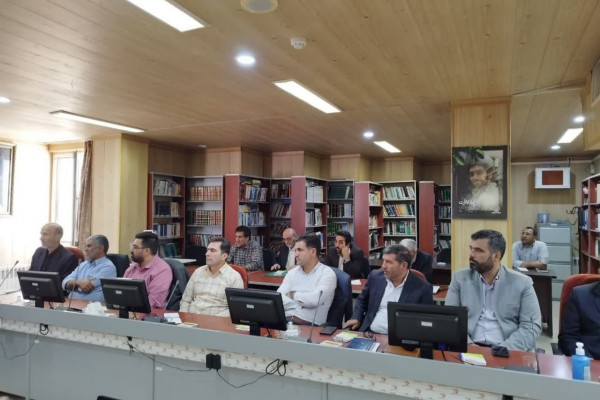 نشست آموزشی تبیینی مجمع رهروان امر به معرف و نهی از منکر استان زنجان برگزار شد
