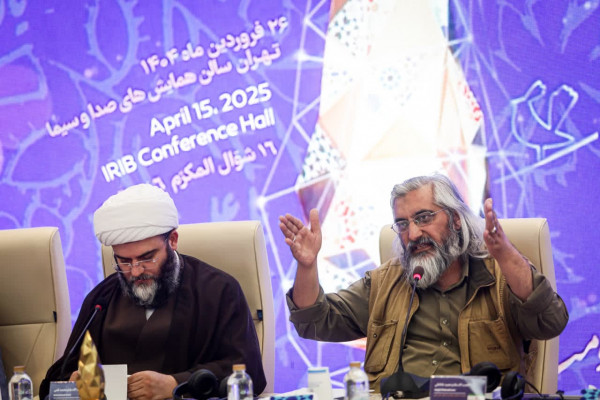 “Mehrvareh Havaye No”：表彰宗教社团的活动