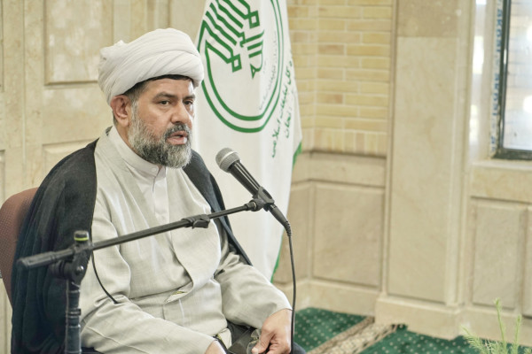 مراکز معارفی بستر بازخوانی اندیشه امامین انقلاب هستند