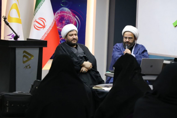 تشکلهای دینی بانوان در تمام عرصهها تحول آفرین هستند
