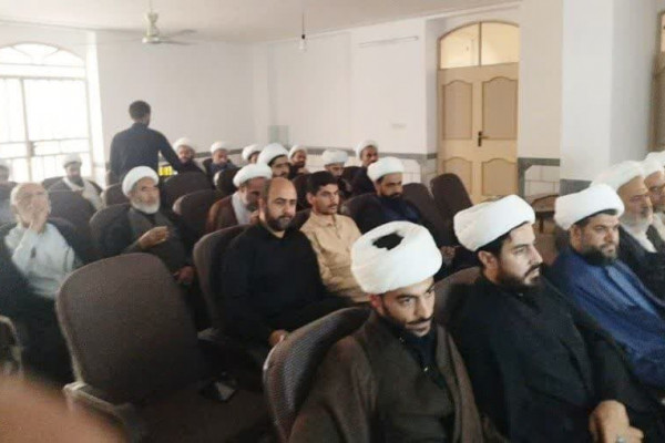 اولین جلسه قرارگاه مسجد محور مردمپایه در کازرون برگزار شد