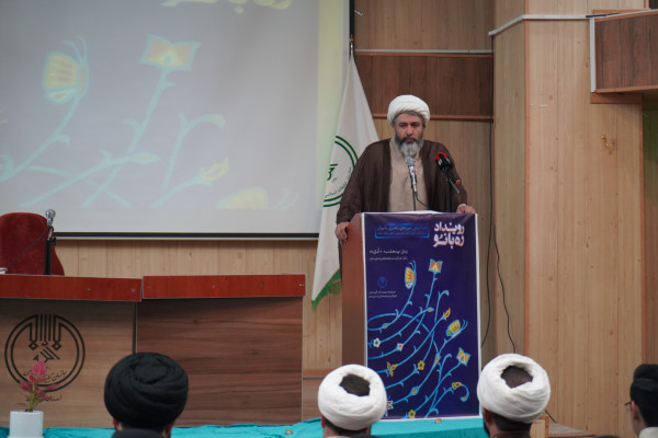 بانوان مؤمن و انقلابی باید کنشگرانه در تبیین الگوی زن مسلمان ایرانی وارد میدان شوند.